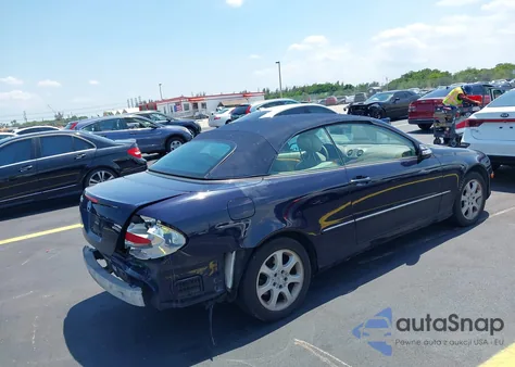 2004 Mercedes-Benz Clk 320 z USA, uszkodzony, nr VIN WDBTK65G84T033363